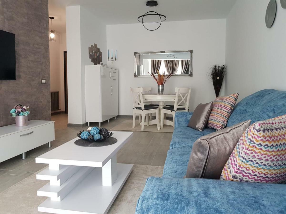 Ranya Apartments Alezzi Beach Resort Navodari Exterior photo
